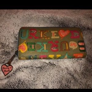 Dooney&Bourke Wallet